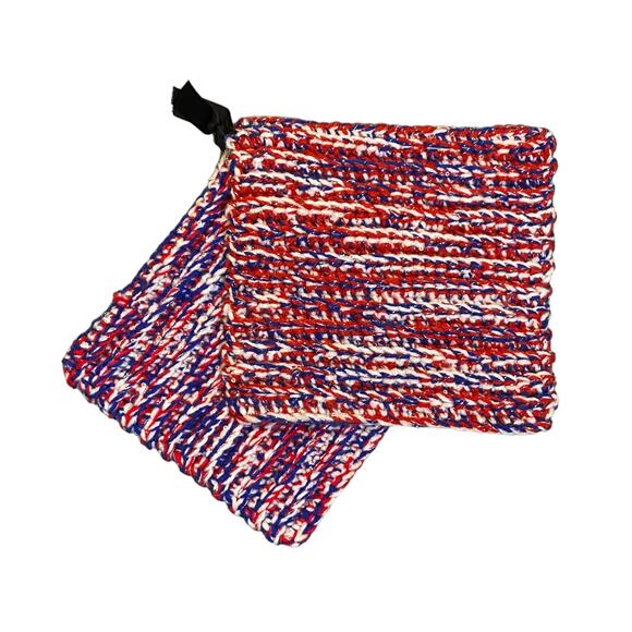 2 Handknit 8" x 8" Pot Holders - Picture 1 of 5